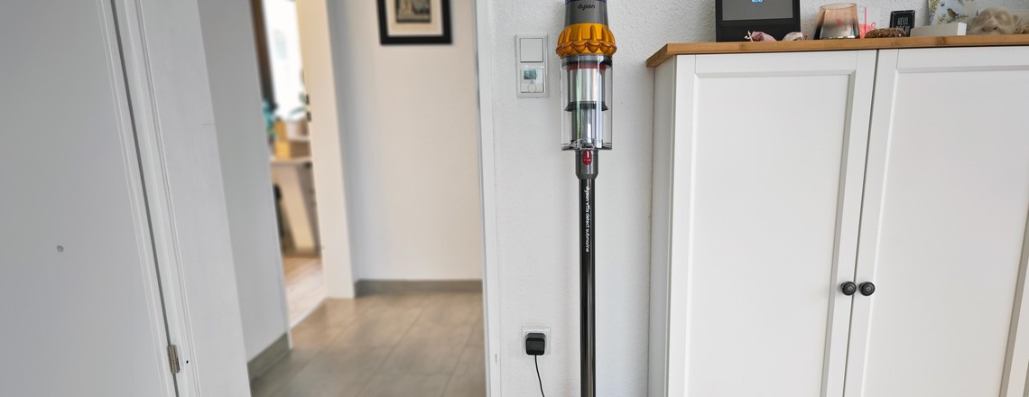 Dyson V15s Detect Submarine