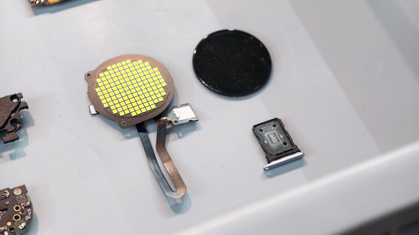 Nothing Phone 4a Pro Teardown