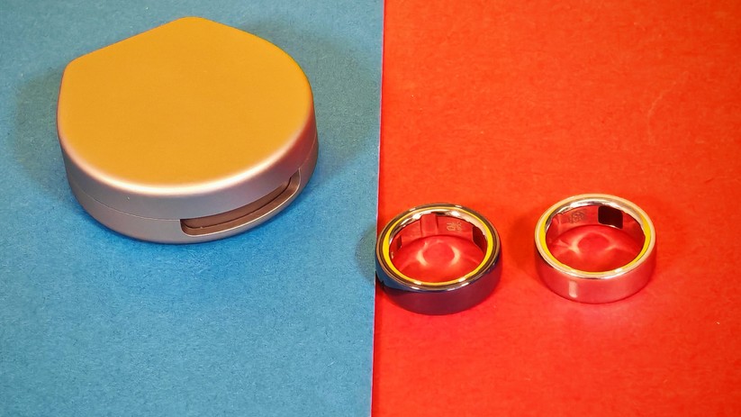  Modell aus Keramik (links) und Titan (rechts) mit optionalem Ladecase