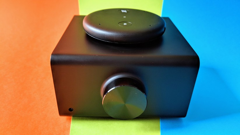 Um den vollen Funktionsumfang des Echo Link zu nutzen, braucht man zwingend ein Echo-Gerät mit Alexa wie den hier gezeigten Echo Input.