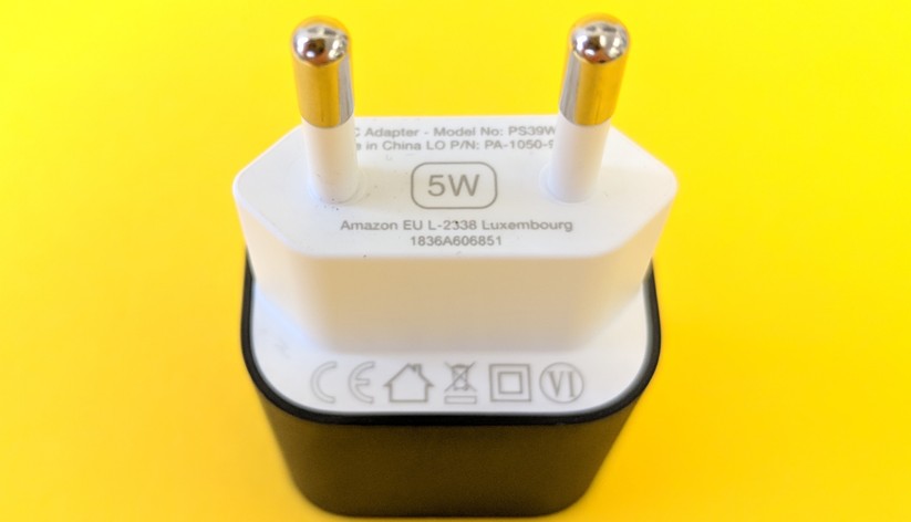 Das 5-Watt-Netzteil liegt bei.