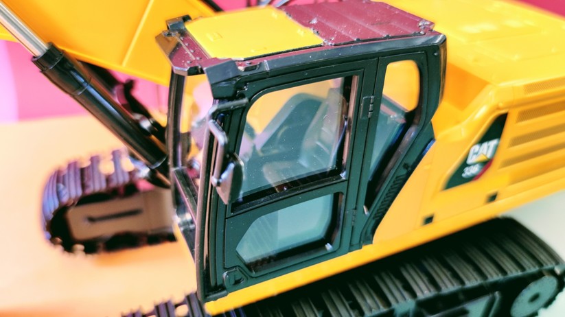  Carrera RC Cat Bagger und Radlader