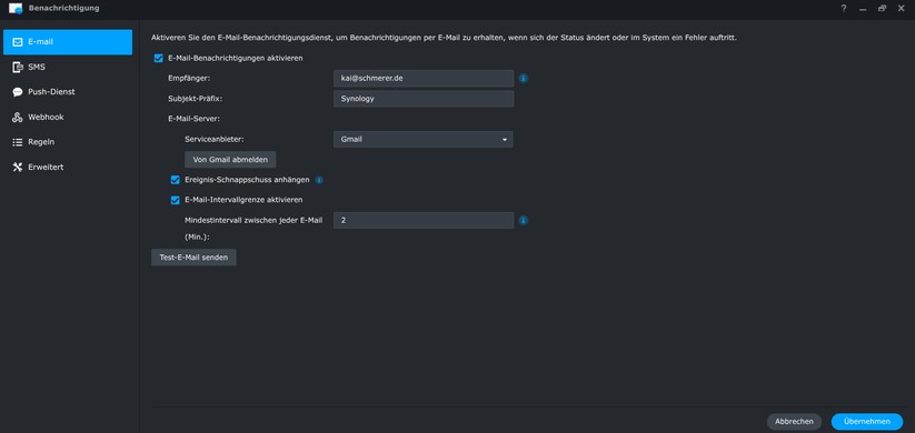 Synology CC400W: Benachrichtigungen sind über verschiedene Wege wie E-Mail, Push, Webhooks und SMS möglich.