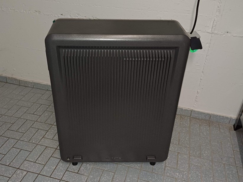 Marstek Venus E 3.0 im Test: Der AC-gekoppelte Stromspeicher mit 5,12 kWh und 2,5 kWh Leistung unterstützt eine dynamische Einspeisung mithilfe eines Smart Meters.