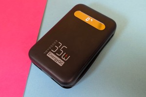 Powerbank mit 20.000 mAh & integrierten Kabeln: Energy QC EQ20000 im Test