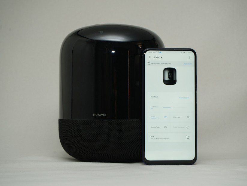 Die smarten Features des Smart Speakers halten sich sehr in Grenzen. 