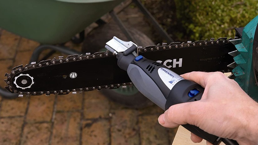 Mit dem richtigen Aufsatz wird der Dremel zum Schleifgerät.