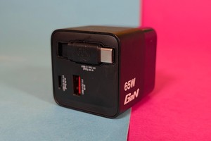Verbatim GaN Wall Charger 65W 32217 im Test: USB-C-Ladegerät mit Ausziehkabel