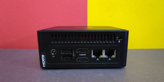 Tuxedo Nano Pro: Mini-PC mit AMD Ryzen und Tuxedo OS