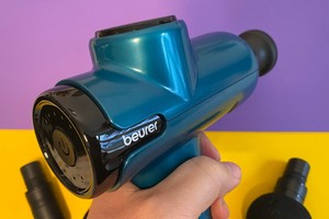 Massagepistole Beurer MG99 Massage Gun im Test: günstig, kompakt & kraftvoll