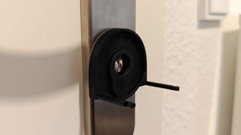 Switchbot Lock Ultra mit Keypad Vision: Montage Schloss