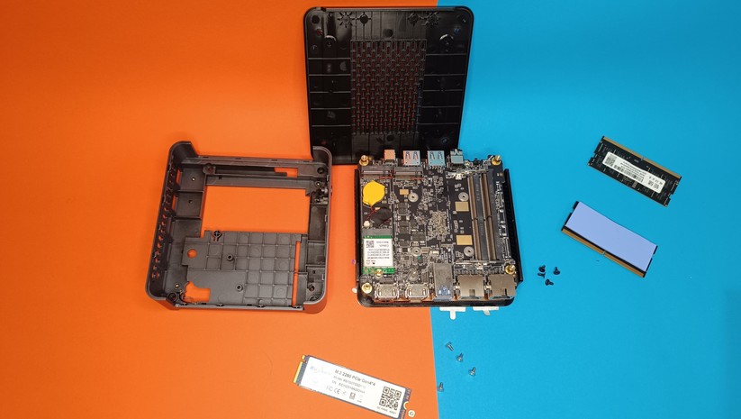 Nipogi AM21 (8745HS) – Geöffnetes Gehäuse