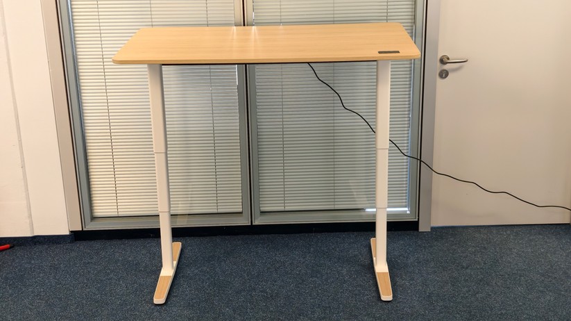 Yaasa Desk Pro