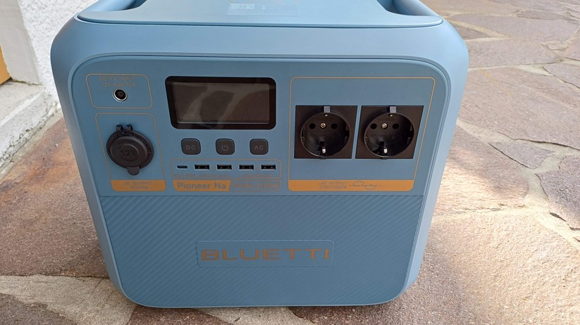 Bluetti Pioneer Na im Test: Kälteresistente Powerstation mit Natrium-Ionen-Akku mit 1500 W und 900 Wh