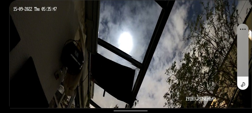 Annke NCD800 (I91BI): Nachtaufnahme mit Mond