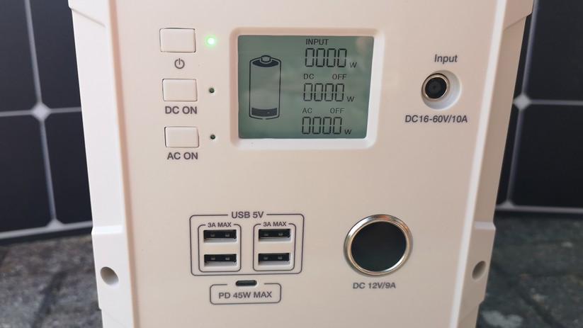 Das Design ist zweckmäßig und nüchtern – fast etwas altbacken.